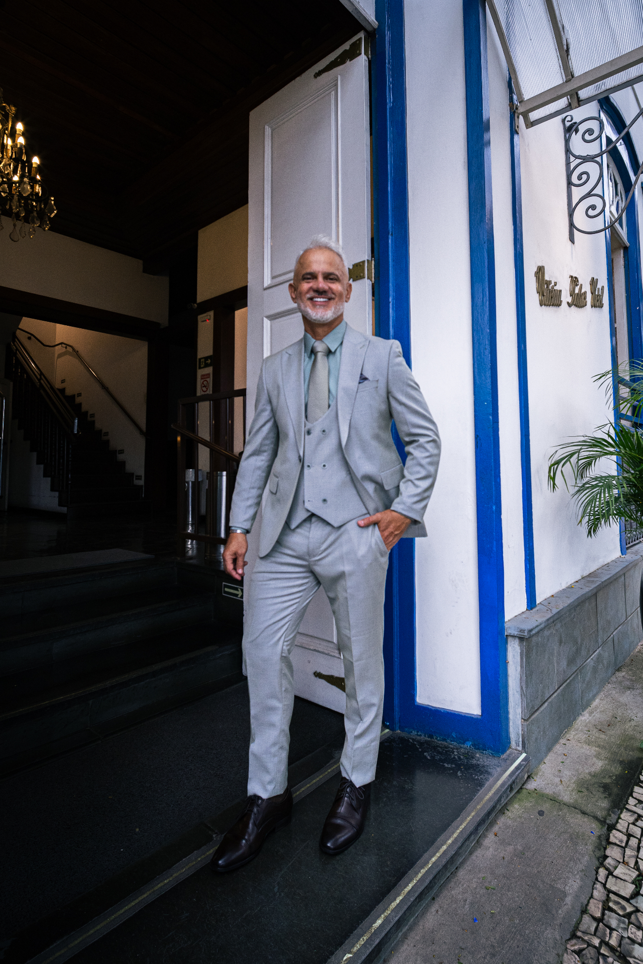 Alfaiataria masculina da UOMO em Lavras